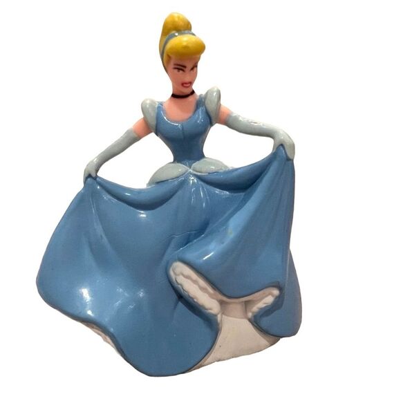 Disney Princesses Cake Toppers Cinderella and Sleeping Beauty 2.5" - Picture 3 of 4